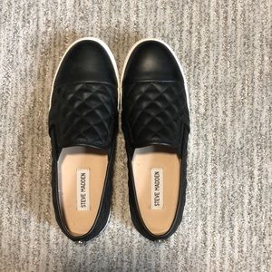 Steve Madden slip on sneaker